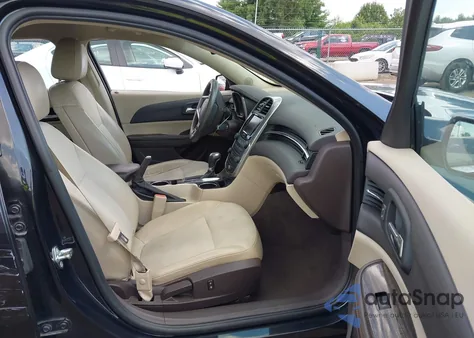 2015 Chevrolet Malibu 1Lt из США, поврежденный, VIN 1G11C5SL0FF329120